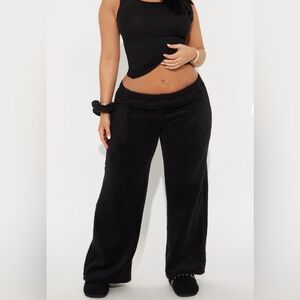 NIB Fashion Nova Sherpa Pj pants w/scrunchie